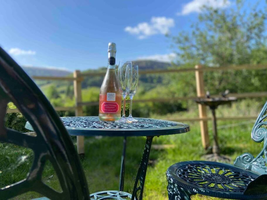 Вілла Couples Getaway, With Mountain Views/Dog Friendly Крикгауел Екстер'єр фото